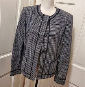Jones New York Blazer Size 10, Classic, Business Casual